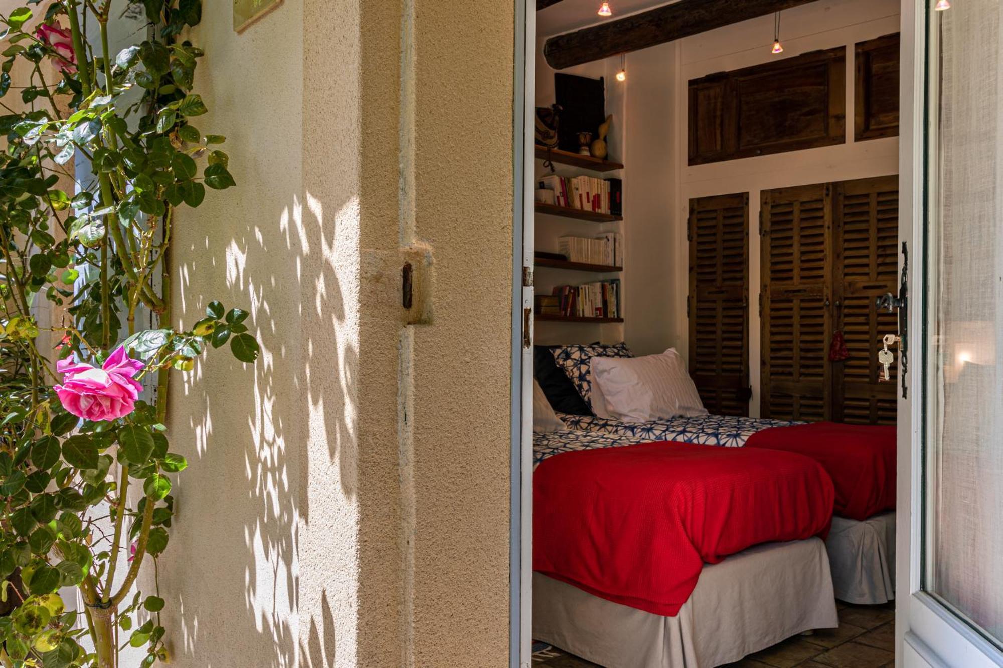 Chambres D'Hotes Domaine Des Machottes Grans Zewnętrze zdjęcie