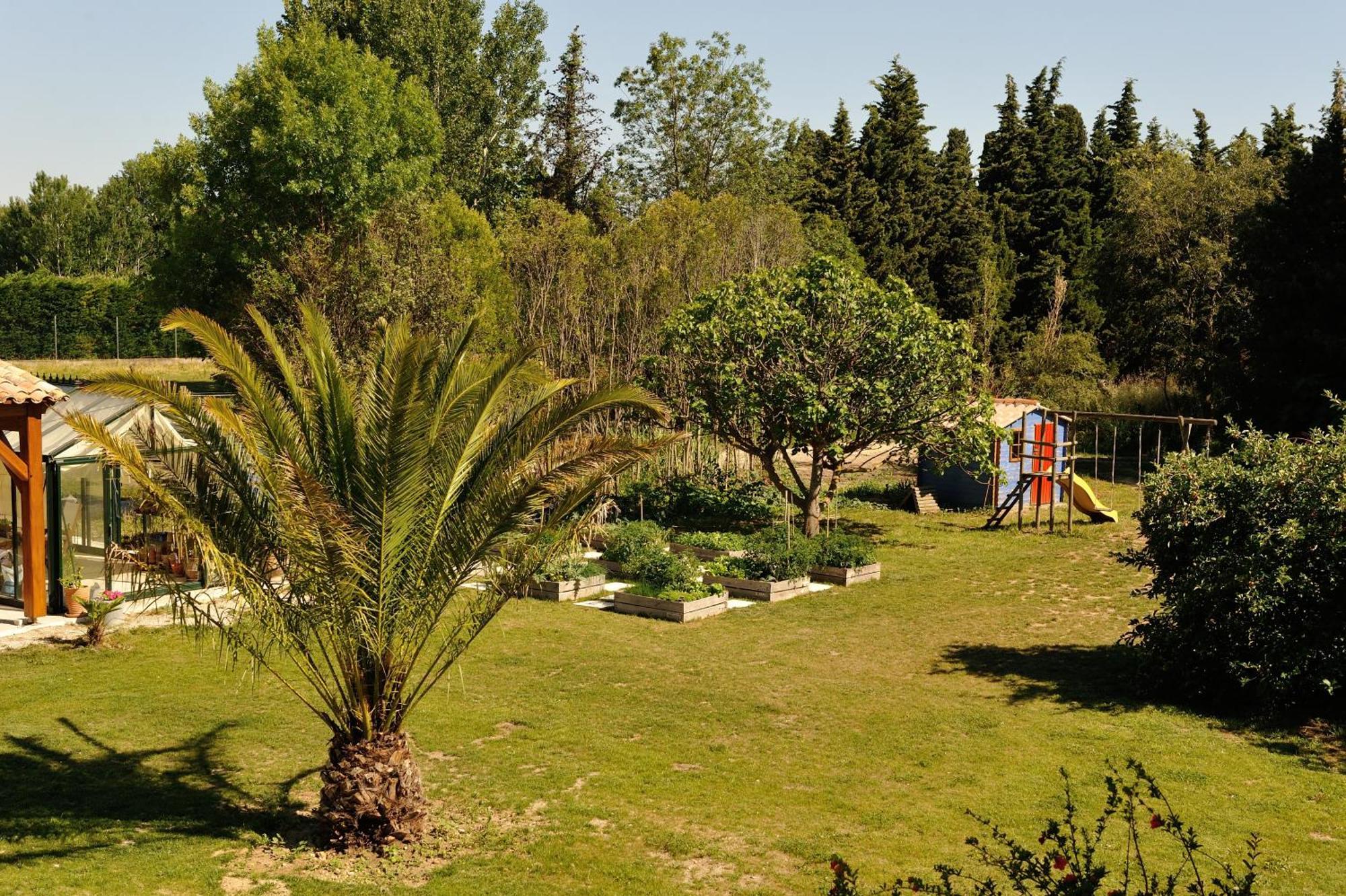 Chambres D'Hotes Domaine Des Machottes Grans Zewnętrze zdjęcie