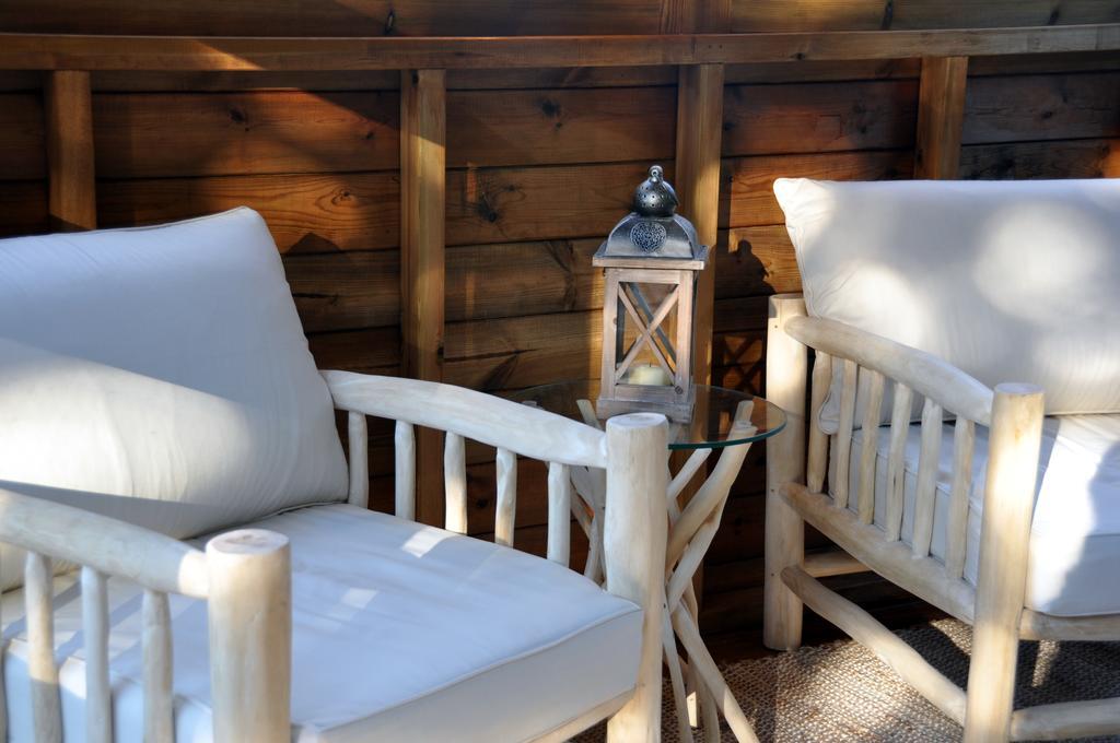 Chambres D'Hotes Domaine Des Machottes Grans Zewnętrze zdjęcie