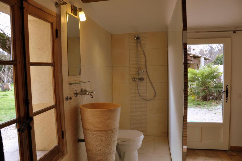 Chambres D'Hotes Domaine Des Machottes Grans Pokój zdjęcie