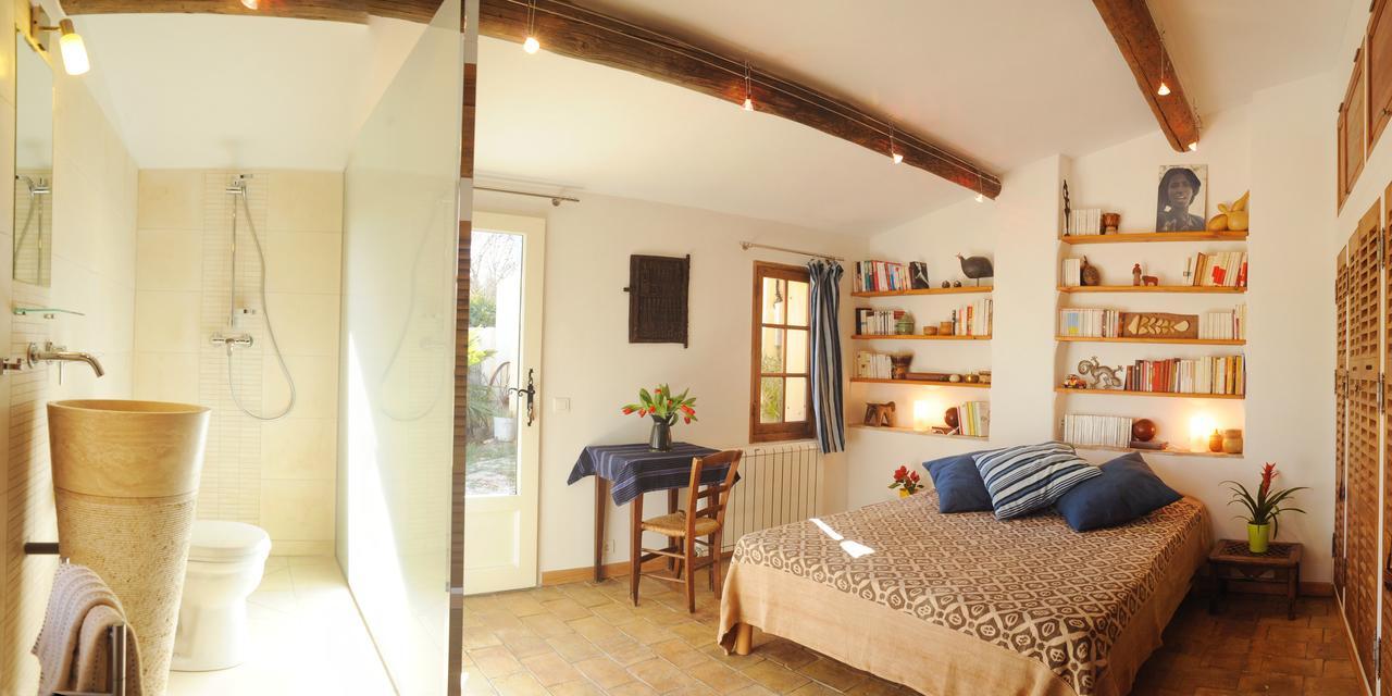 Chambres D'Hotes Domaine Des Machottes Grans Zewnętrze zdjęcie